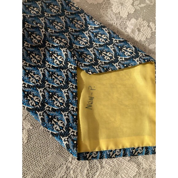 Vintage 70s Wide Necktie 1970s Groovy Blue Funky Victorian Print Fat Tie - Picture 4 of 6